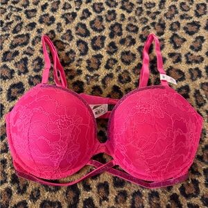 Victoria’s Secret Elegant Pink Lace Bra